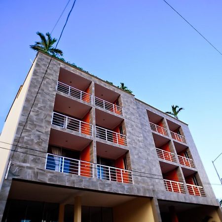 Sunrise 42 Suites By Holiday In Playa ปลายาเดลการ์เมน ภายนอก รูปภาพ