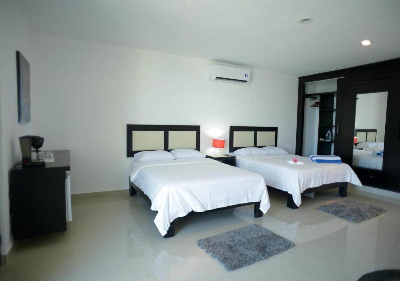 Sunrise 42 Suites By Holiday In Playa ปลายาเดลการ์เมน ภายนอก รูปภาพ